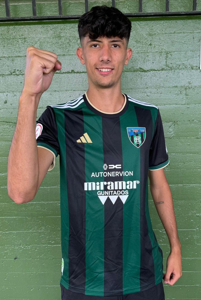 ✍️ CESIÓN | El Mediocentro Asier Del Río nuevo futbolista de la <a href="/SDLEIOAoficial/">S.D. Leioa</a> cedido por el <a href="/SestaoRC/">Sestao River Club</a> . 

✍️ LAGAPENA | Asier Del Río <a href="/SDLEIOAoficial/">S.D. Leioa</a> -ren jokalari berria, <a href="/SestaoRC/">Sestao River Club</a> -ek utzia. 

🔝 Ongi etorri, Asier!

#AupaLeioaBETI💙♥️