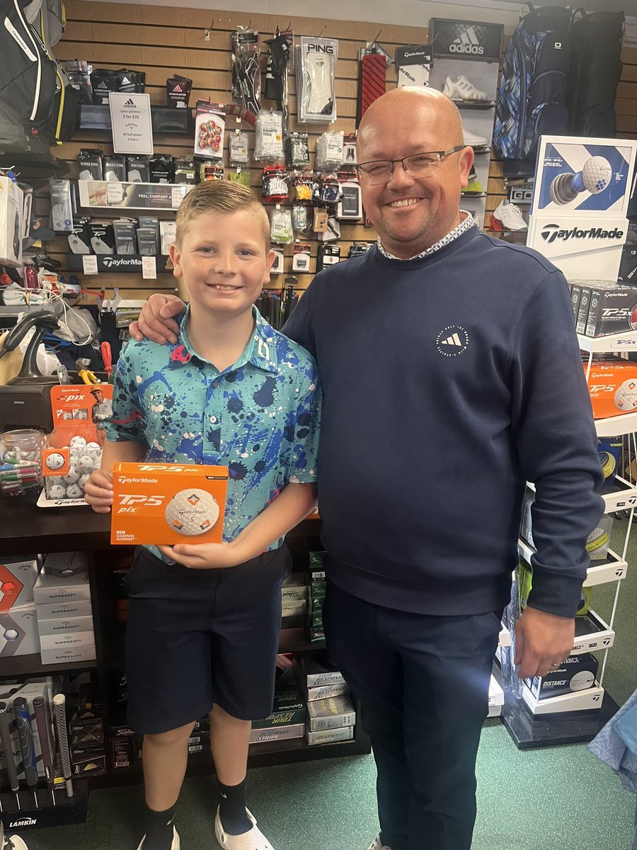 Doing what he loves the most ⛳️ 💙
Another one in the bag, only went and won the Pro’s Trophy at <a href="/westerhopegolf/">Westerhope Golf Club</a> thanks to <a href="/spikenes1/">Michael Nesbit</a> for the prize, Ollie is buzzing 🏆
#golf #juniorgolf #taylormadegolf #taylormade #progolf