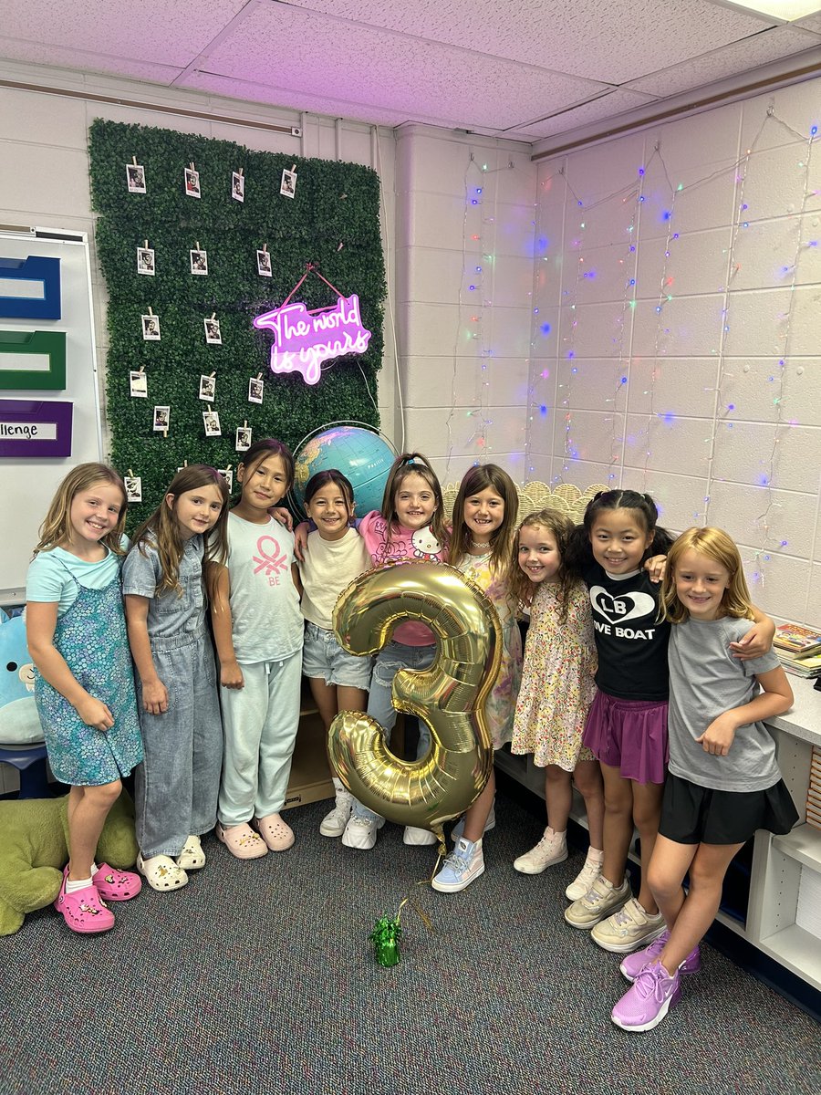 Megan Gamber (@missgamber) on Twitter photo First day of third grade!! Lots of familiar faces and some new friends to join our class family💚 <a href="/GreenbrierGator/">Greenbrier Gator</a> First day of third grade!! Lots of familiar faces and some new friends to join our class family💚 <a href="/GreenbrierGator/">Greenbrier Gator</a>