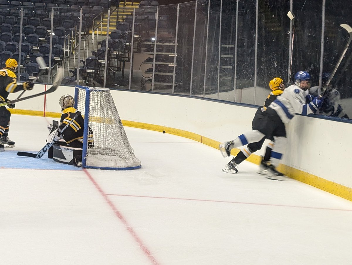 East Coast Blizzard (@ec_blizzard) on Twitter photo We're still getting ready for the new season. Players have been on the ice at Training Camp, and we've played some exhibition games vs <a href="/TriPenOsprey/">U18 Tri Pen Osprey</a>. More updates from camp will be on the way soon. #BlizzardWarning We're still getting ready for the new season. Players have been on the ice at Training Camp, and we've played some exhibition games vs <a href="/TriPenOsprey/">U18 Tri Pen Osprey</a>. More updates from camp will be on the way soon. #BlizzardWarning
