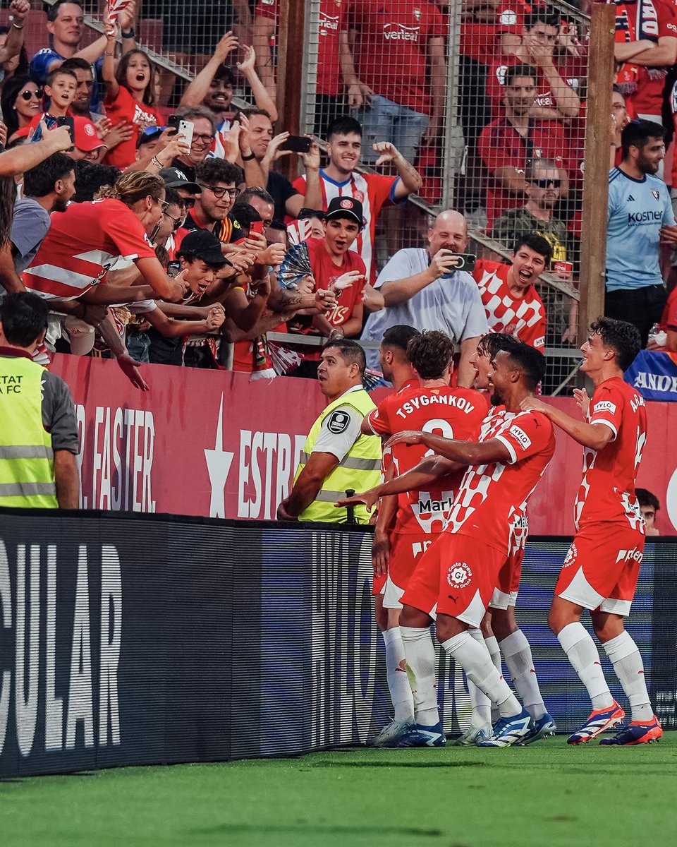 GironaFC's tweet photo. Montiliving la vida loca... 🎶