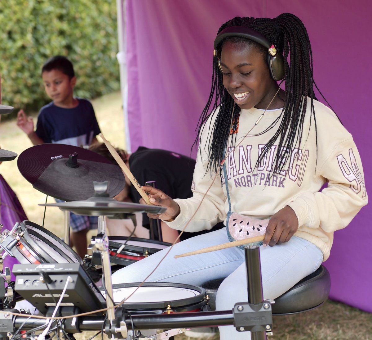 Community Albums (@communityalbums) on Twitter photo We were in Stratford Park <a href="/NewhamLondon/">Newham London 💙</a> with <a href="/NHS_ELFT/">East London NHS Foundation Trust (ELFT)</a> today. Had a great time on the decks and playing the drums…. most people for the first time #talent We were in Stratford Park <a href="/NewhamLondon/">Newham London 💙</a> with <a href="/NHS_ELFT/">East London NHS Foundation Trust (ELFT)</a> today. Had a great time on the decks and playing the drums…. most people for the first time #talent