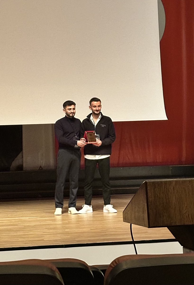 İyi ki varsın, iyi ki doğdun Dostum .Senin gibi bir dostun varlığı, hayatta sahip olabileceğim en büyük hediyelerden biri.Nice güzel yaşlara, nice mutlu yıllara, birlikte yazacağımız daha birçok güzel hikayeye… Doğum günün kutlu olsun kardeşim! 🎉🎂✨💙💪🏻