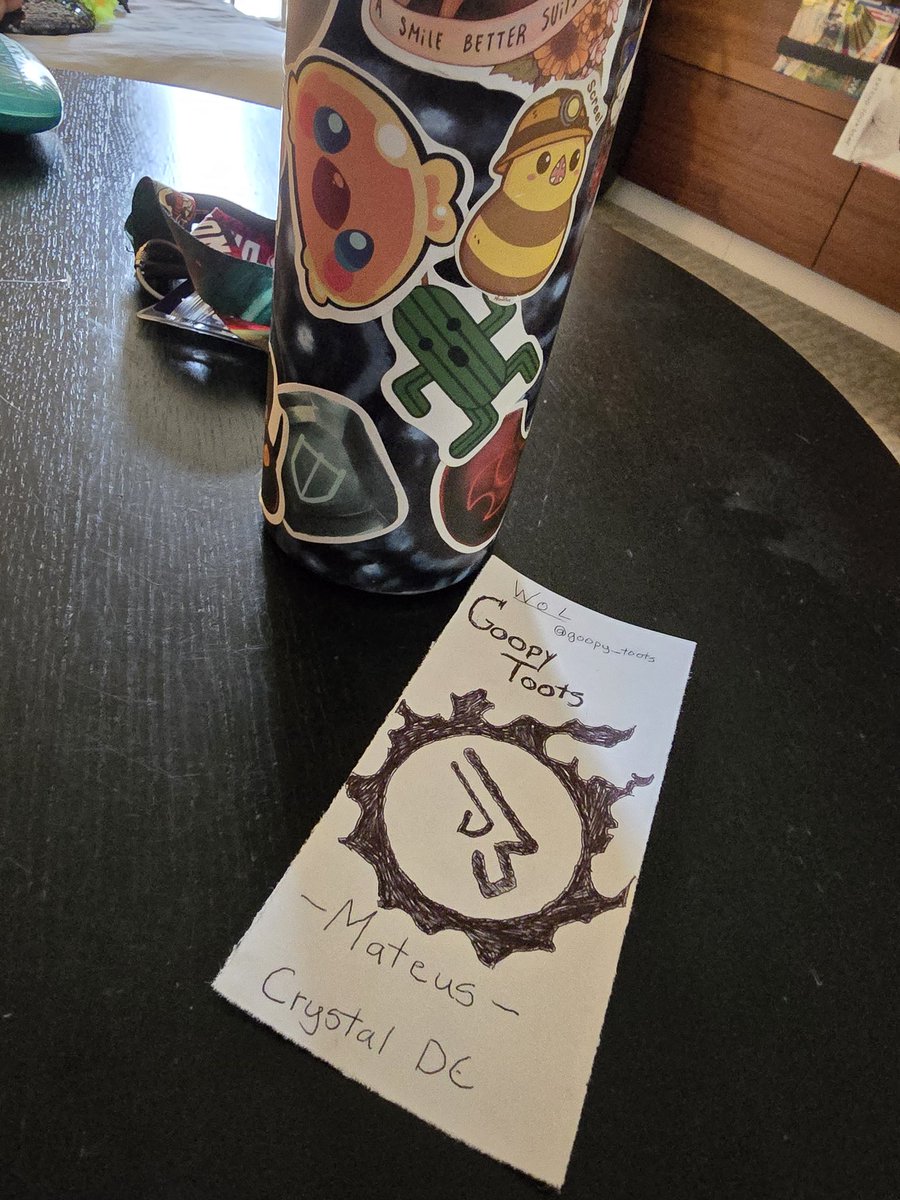 Missed the #DragonConWoLTrade deadline but im here at DragonCon! Cant wait to meet so many fellow WoLs including the amazing <a href="/fisherfruity/">Fruity Snacks🎣 @FanFest</a> and <a href="/DJLimitBreak/">DJ Limit Break @ Fanfest</a> at the Spout Social- say hi if you see me with this little nametag!!!!
#ffxiv #DragonCon #DragonCon2024