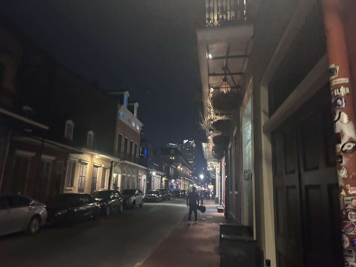 Grt5579's tweet photo. Laissez les bons temps rouler https://t.co/n1xgtaD7or