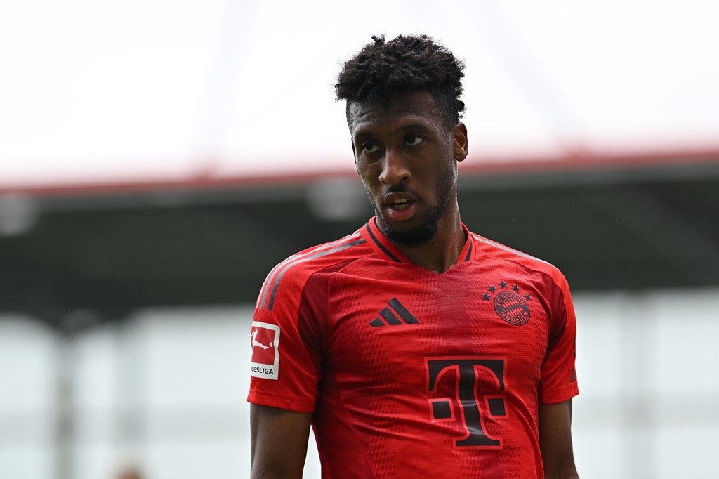 TransfersLIVE21's tweet photo. Arsenal in talks to sign Kingsley Coman from Bayern for a fee roughly totalling £28 before deadline day. Initial £23 plus add-ons. #Arsenal #AFC #coman #premierleague #TransferNews #football https://t.co/qIjKVgA9ms
