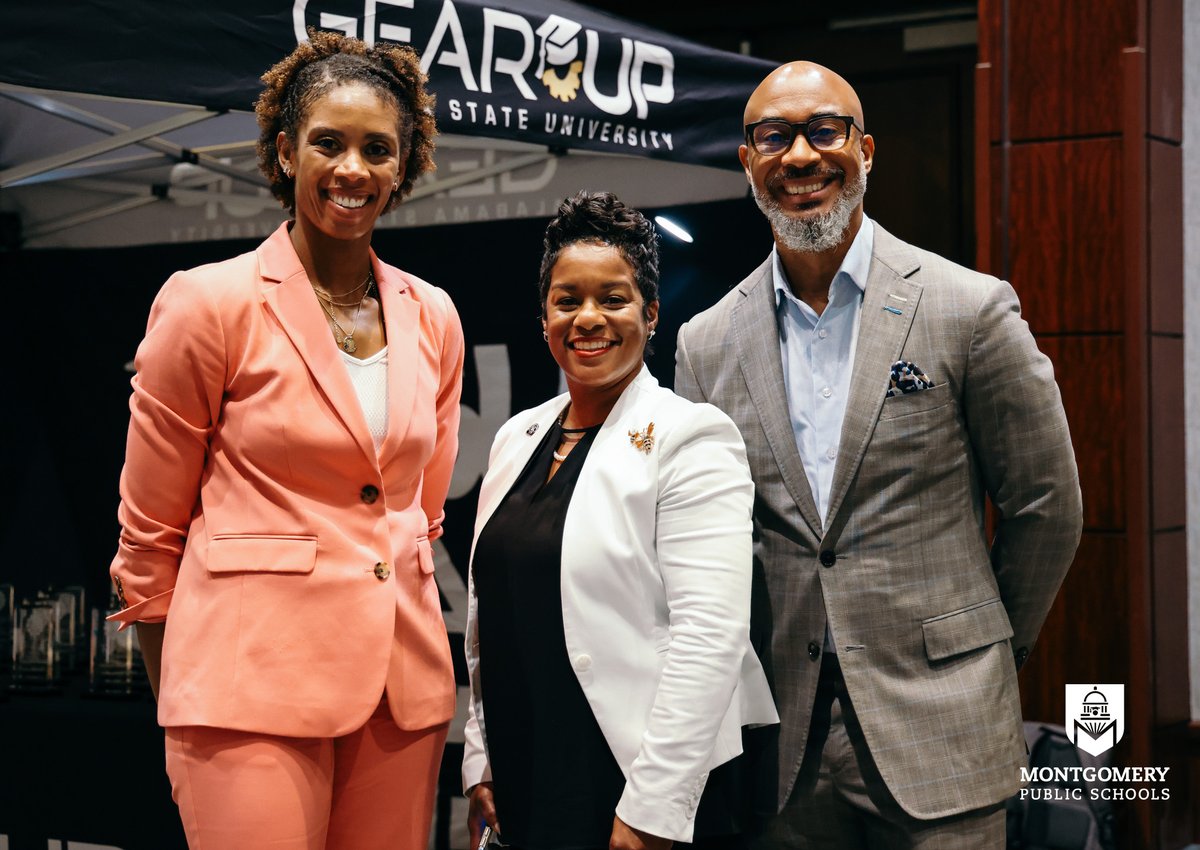 MPSAL's tweet photo. Thank you @BamaState1867 Gear Up for hosting our students at their inaugural Scholar's Symposiums! This event provided invaluable knowledge about career paths, dual enrollment, conflict resolution, & entrepreneurship. We are grateful for this partnership! #MPSRising https://t.co/mQOmYiue4v