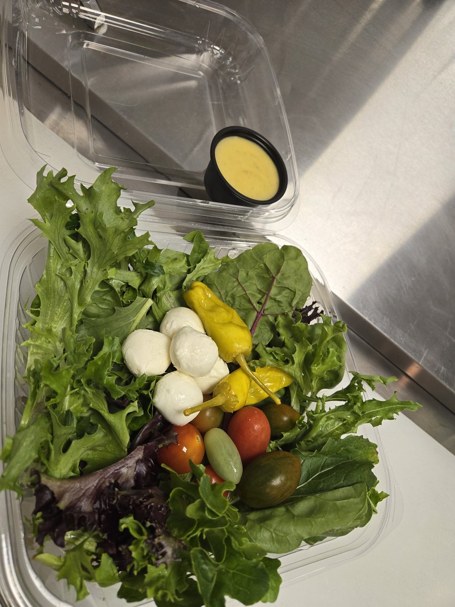 Longo's Pizzetta tweet media