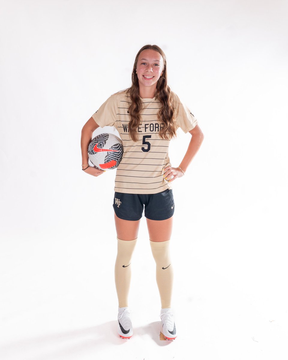Congratulations to Eva Forster of our U17 Academy on her recent commitment to Wake Forest University.

Well Done Eva 👏🏻