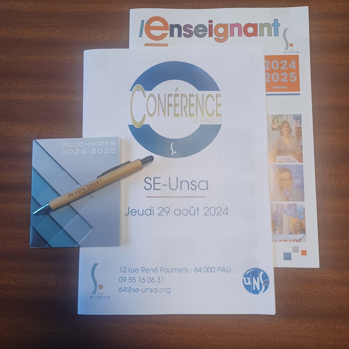 Unsa_Educ64's tweet photo. 🎙️Conférence de presse du SE-Unsa 64🎙️
👉 Contexte politique
👉 Choc des savoirs
👉 Ajustements de carte scolaire
👉 Attractivité de nos métiers 
👉 Conditions de travail
Il est impératif de changer de cap et d'adopter une méthode nouvelle. https://t.co/ak0sAsP0TQ