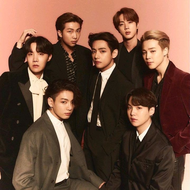 #BTS now officially ties with Taylor Swift as the Artists with the MOST Albums to have all it's tracks over 100M streams in Spotify History(6)!!

#1 Taylor Swift (6)
—1989
—reputation
—Lover
—folklore
—Midnights
—evermore

#1 #BTS (6)

—BE
—MAP OF THE SOUL: Persona
—LOVE YOURSELF