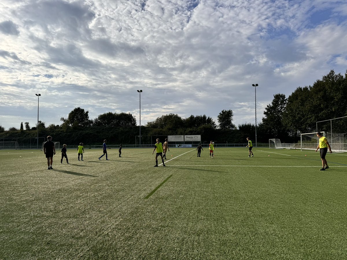 De kop is eraf <a href="/VVBeilen/">VV Beilen</a> jeugd weer aan de gang 💪🔥🙏