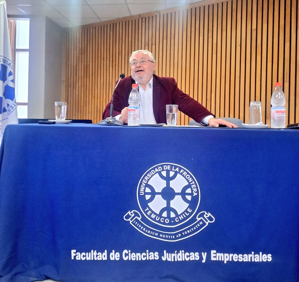 Asociación Chilena de Derecho Constitucional tweet media