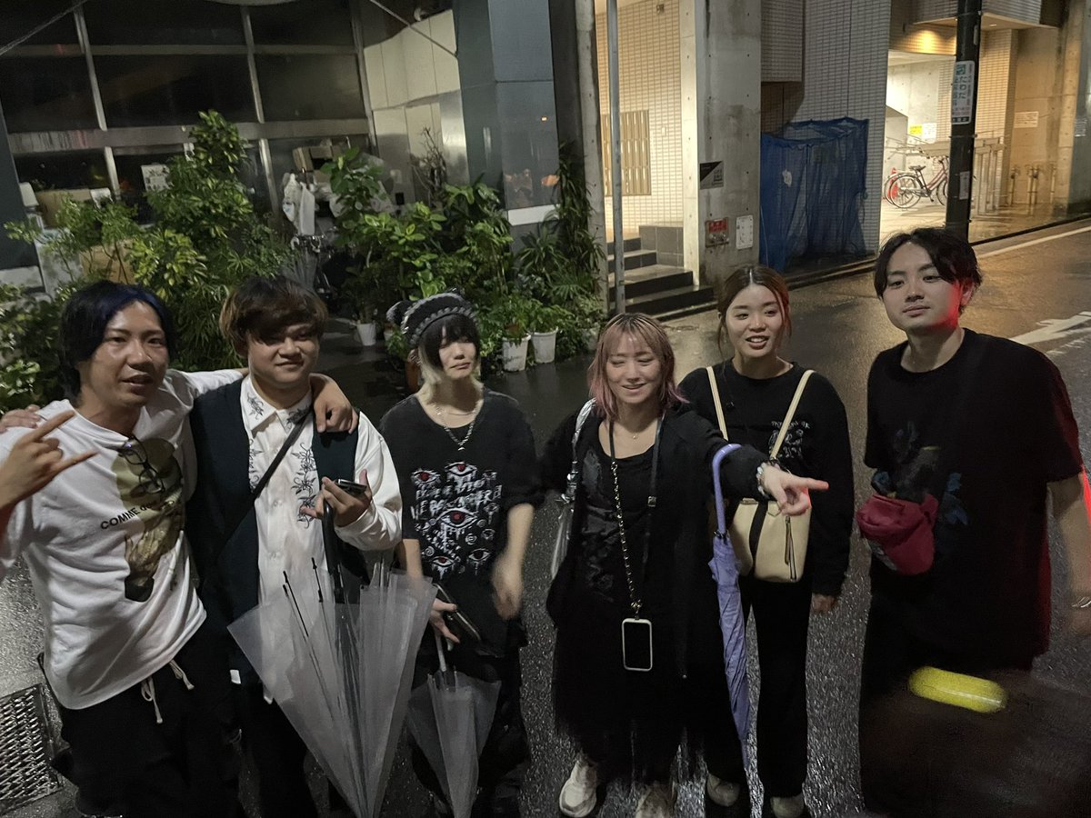 the_after_all7s's tweet photo. 8/29「素晴らしき日々とあなたと」
大盛況でした！！
明らかにバンドの次に繋がる素晴らしいライブでした！
「素晴らしき日々とあなたとのこれから」
これが僕たちの答えです。

関わって下さった全ての人。
ありがとうございました！ https://t.co/QKUb4xXkZj