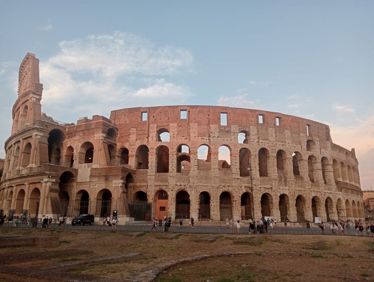 CarmeRissech's tweet photo. Great session on Monastic Archaeology and Bioarchaeology in Roma  #EAA2024  @monbones https://t.co/7neQJpwtyq