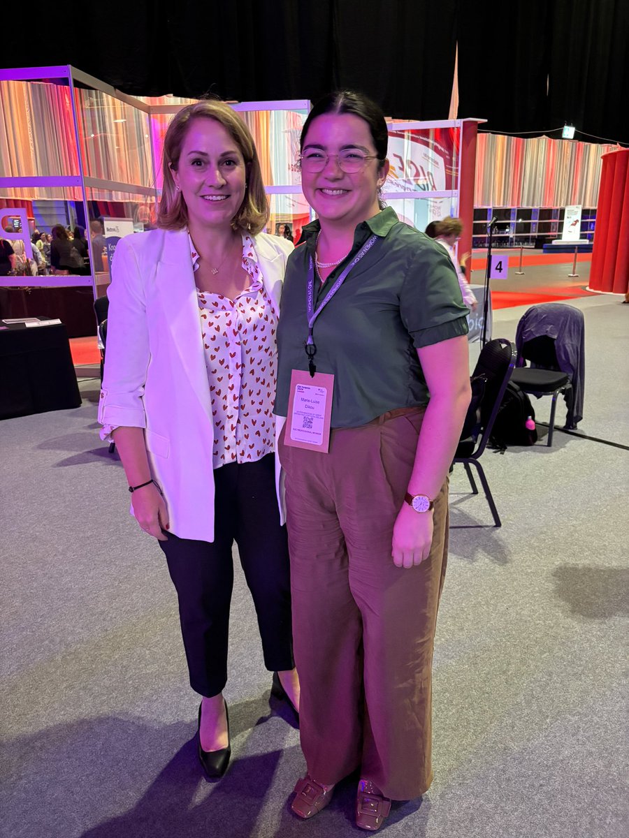 Julia Grapsa tweet media