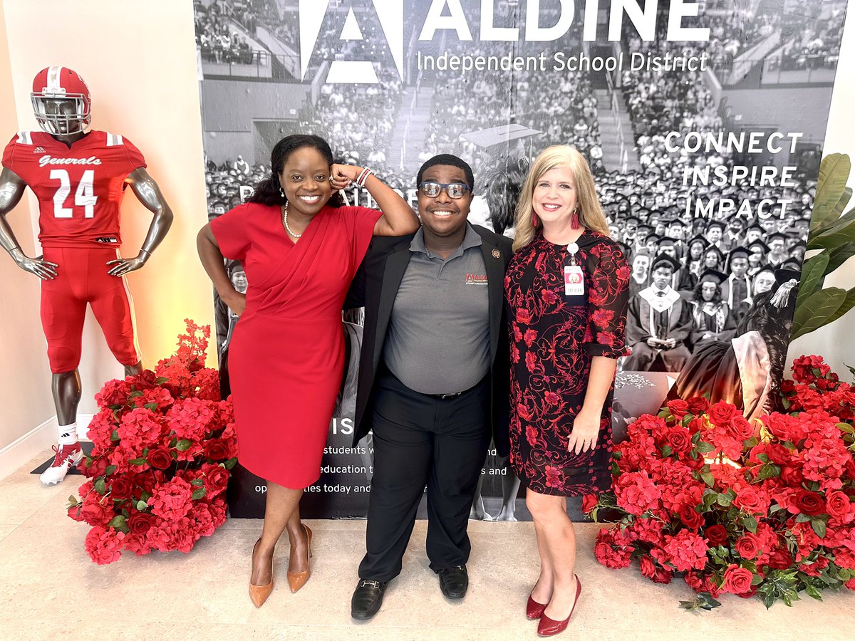 Sheilaonthego's tweet image. State of the District: It’s about the almost 58,000 students at Aldine ISD.
#AldineImpact #SuptStudentAmbassadors