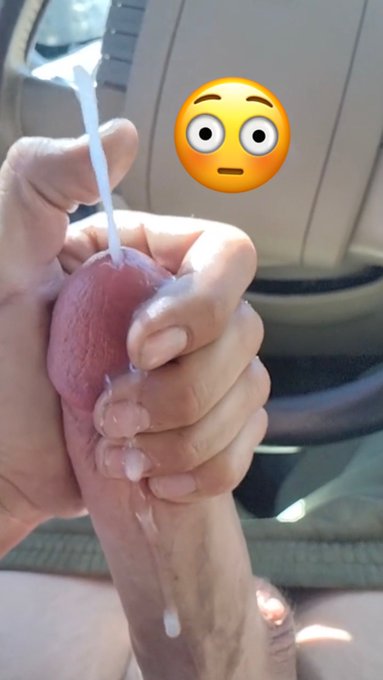 Wtf&hellip;..😉😛 https://t.co/ys4cNvZeLh