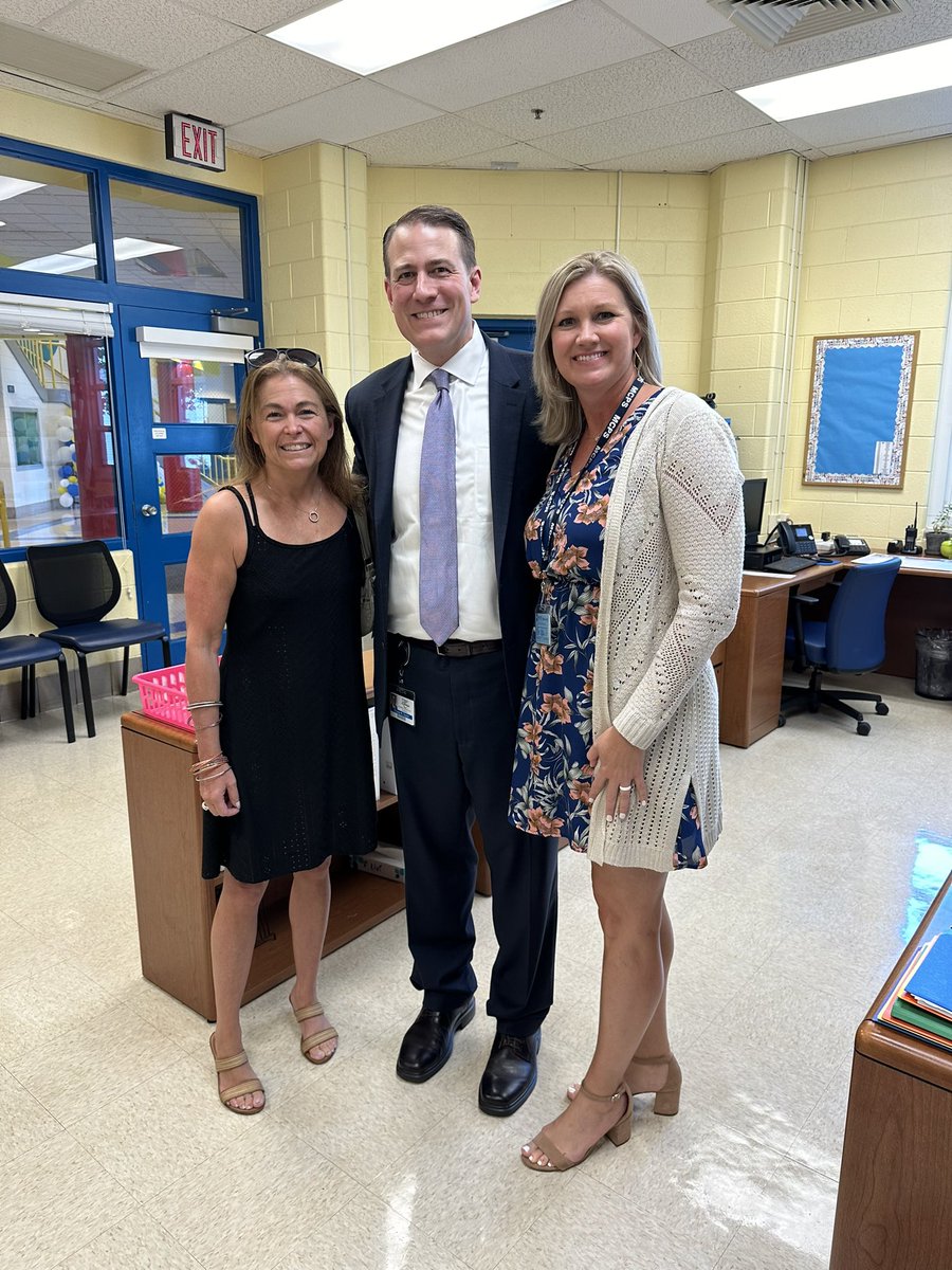Principal Reeves (@rcesprincipal) on Twitter photo Today we had special visitors in the building! Superintendent <a href="/ThomasTaylorEdD/">Thomas Taylor</a> and Board Member <a href="/RebeccaOnBoard/">Rebecca Smondrowski</a> visited our classrooms to see teaching and learning in action! Today we had special visitors in the building! Superintendent <a href="/ThomasTaylorEdD/">Thomas Taylor</a> and Board Member <a href="/RebeccaOnBoard/">Rebecca Smondrowski</a> visited our classrooms to see teaching and learning in action!
