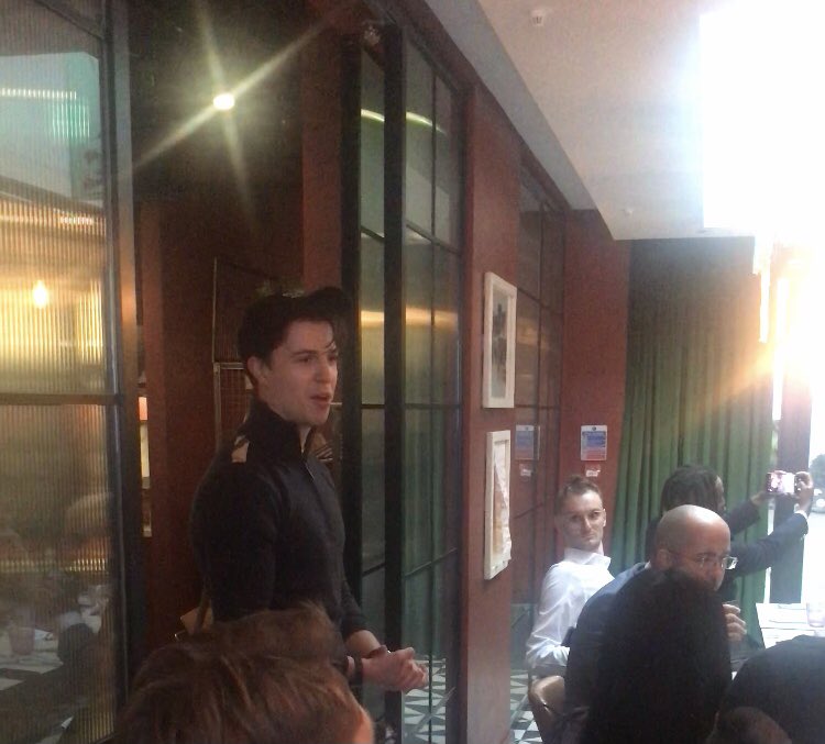 evcchoi's tweet photo. @SuperteamUK is one of the most united families I have ever seen in the European Web3 scene 🏠 Honored to connect innovative founders, powerful Web3 fund investors, and strong leaders with the best community 🫶🏻out there! #SolanaSummer https://t.co/Xv2aqFWnNS