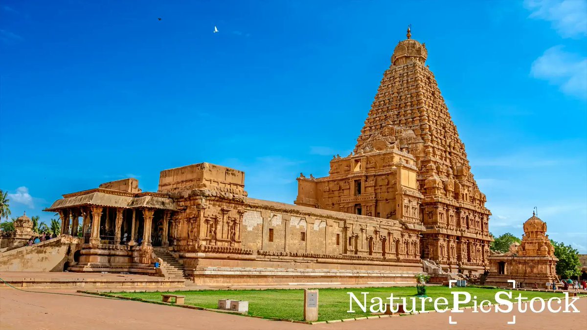 Naturepicstock's tweet photo. Brihadeeswara Temple, Thanjavur, Tamil Nadu, India.

Explore 37 royalty-free Brihadeeswara Temple stock images with an exclusive discount of 50% to 75% off on every image at NaturePicStock | PicS

https://t.co/RJAHUK5v43 https://t.co/UZjwzW1g69