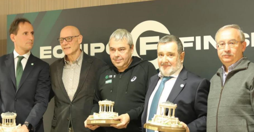 En este día tan emocionante para <a href="/Oroz1/">Juanjo Oroz</a>  <a href="/EqKernPharma/">Equipo Kern Pharma</a> <a href="/EqFinisher/">Equipo Finisher</a> y toda su estructura, es fundamental agradecer su apuesta por el ciclismo hecho de esta manera.
Y es de justicia reconocer a <a href="/Lizarte_SA/">Lizarte S.A.</a> a Óscar, a Javiertxo, a Alvaro y a quienes iniciaron este proyecto