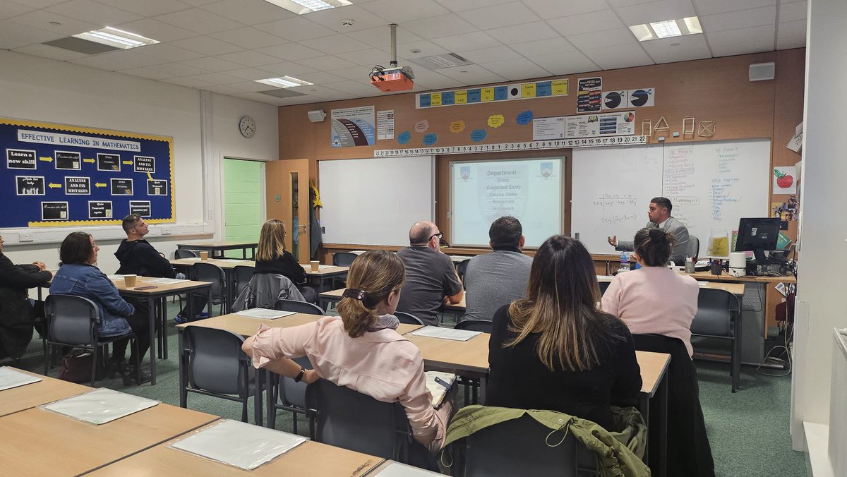 stninsmaths's tweet photo. Thank you to all of our new S1 parents who attended the Maths and Numeracy workshop tonight. @stninianshs https://t.co/UQPZFeihKr