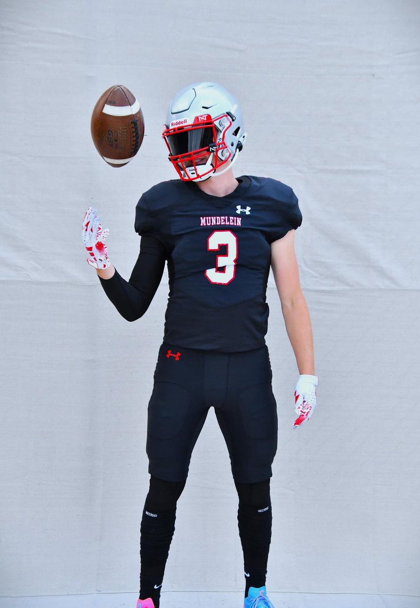 Honored to be selected as a Captain to lead my team into the 24-25 season. Excited to be under the lights for our first home game this Friday wearing a new #3.