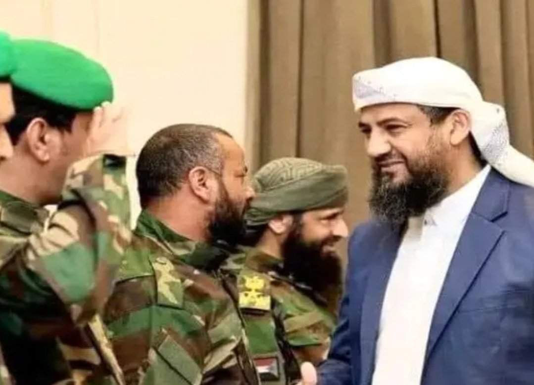 ارتياح وترحيب شعبي كبيرين يغمران الشارع الجنوبي بالقرار الذي أصدره سيادة الرئيس القائد عيدروس الزبيدي بحكمة وحنكة ومسؤولية والقاضي بتكليف العميد عبدالرحمن المحرمي بإدارة ملف الأمن ومكافحة الإرهاب بالقوات المسلحة الجنوبيةفهو قرار من العيار الثقيل الذي سيضع الأمور في نصابها الصحيح.