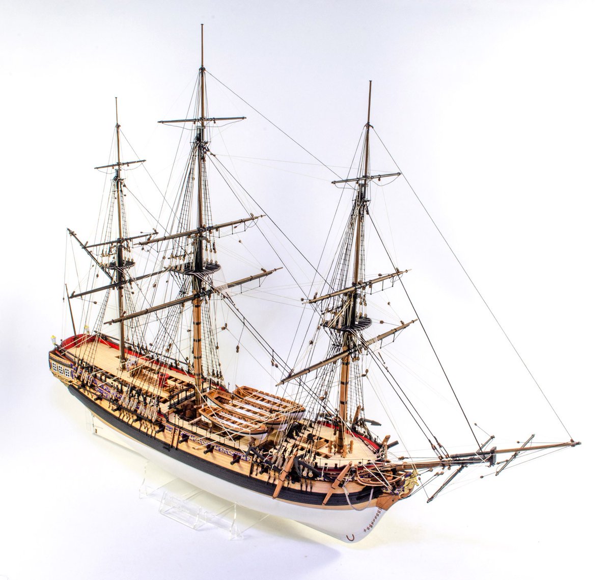 HMS Sphinx was a 20-gun sixth-rate warship of the British Royal Navy built at Portsmouth and launched in October of 1775. Vanguard Models has researched and developed this ship and depicted her 'as built' for this kit. 
#agesofsail #hobbykit #maritimehistory