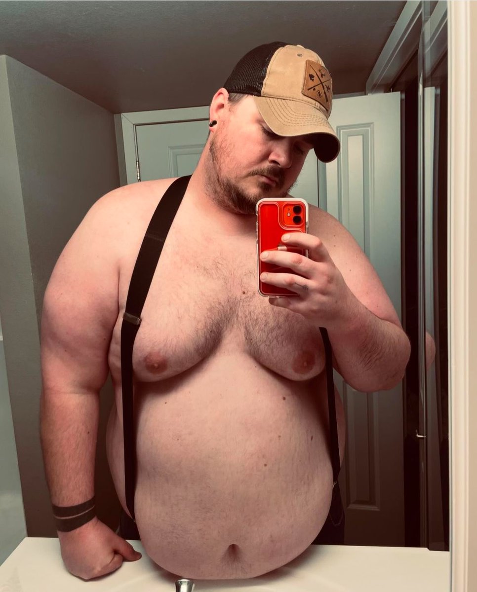 Thatguy_9344's tweet photo. Happy Thursday all you beautiful, sexy, gorgeous ppl! Just know you are amazing and you are killing it today! https://t.co/3bKuMliHkO