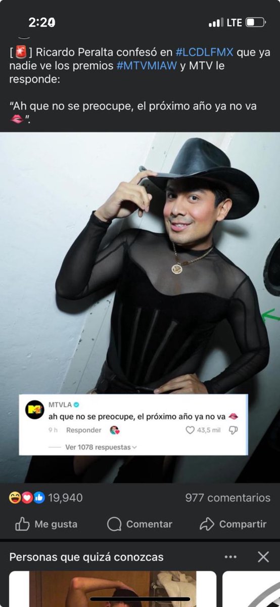 chofeto's tweet image. Este tojo no entiende… al paso que va va a salir sin ningún seguidor en sus redes. #LaCasaDeLosFamososMexico