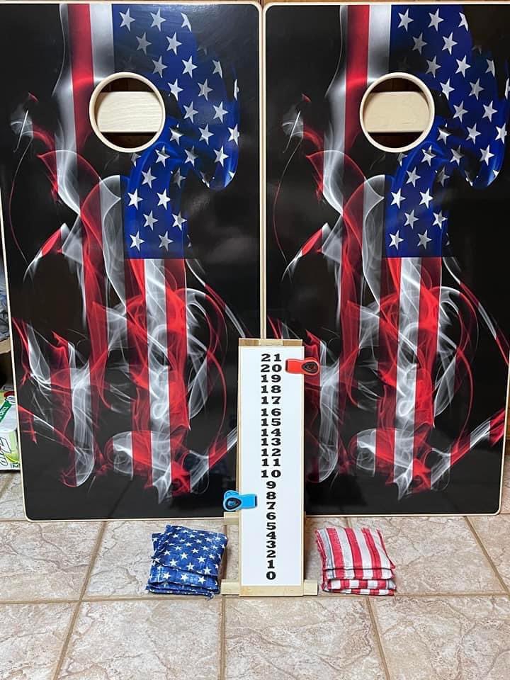 BR549 Woodworking is a local, #veteranownedandoperated small business offering custom #cornholeboards including tossing bags and scoreboard with rules, rocking rides for kids, oven squirrels, #charcuterieboards, cutting boards, and special projects.  

texwoodshows.com/vendor/br549-w…