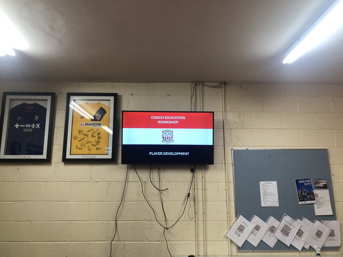Lee Mooney (@leemooney) on Twitter photo Great evening running a coach ed. workshop all centred around
‘Player Development’
✅reality based learning
✅position specific expectations
✅principles of play
All aimed at progressing the coaches and players in their development.
<a href="/avenueseery/">Gary Seery</a> <a href="/EdenderryTown/">Edenderry Town FC</a> Great evening running a coach ed. workshop all centred around
‘Player Development’
✅reality based learning
✅position specific expectations
✅principles of play
All aimed at progressing the coaches and players in their development.
<a href="/avenueseery/">Gary Seery</a> <a href="/EdenderryTown/">Edenderry Town FC</a>
