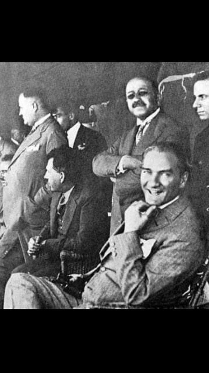 Başkomutan Mustafa Kemal Atatürk başta olmak üzere, Kurtuluş Savaşımızın tüm cesur kahramanlarını sonsuz saygı ve minnetle anıyoruz. 
30 Ağustos Zafer Bayramımız kutlu olsun🇹🇷🇹🇷🇹🇷