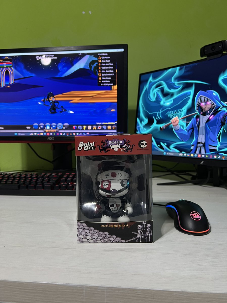 DShark_AQW's tweet photo. Unboxing EXCLUSIVO no meu canal em breve! ☠️ https://t.co/VNlVFGYyQS