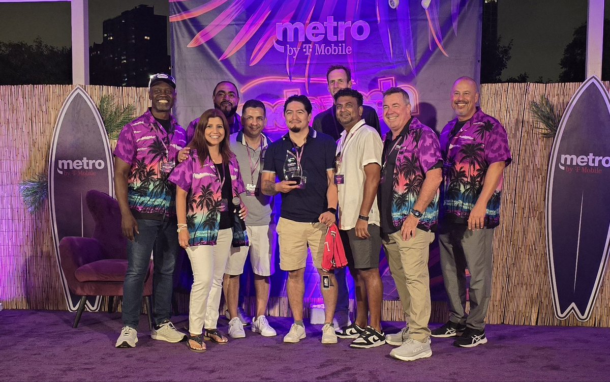 Liz Morelos (@lizmorelos3) on Twitter photo Had an incredible time at the Chicago launch party! 🎉 Huge congratulations to all the winners who were recognized for their outstanding achievements. Here's to many more successes ahead! <a href="/thayesnet/">Terry Hayes</a> <a href="/WinstonAwadzi/">Winston Awadzi</a> <a href="/JonFreier/">Jon Freier</a> <a href="/TimMiller44/">Tim Miller</a> <a href="/SamuelStewart22/">Samuel Stewart</a> <a href="/PhalynnMagenta/">Phalynn Powers - Houston, Texas</a> Had an incredible time at the Chicago launch party! 🎉 Huge congratulations to all the winners who were recognized for their outstanding achievements. Here's to many more successes ahead! <a href="/thayesnet/">Terry Hayes</a> <a href="/WinstonAwadzi/">Winston Awadzi</a> <a href="/JonFreier/">Jon Freier</a> <a href="/TimMiller44/">Tim Miller</a> <a href="/SamuelStewart22/">Samuel Stewart</a> <a href="/PhalynnMagenta/">Phalynn Powers - Houston, Texas</a>