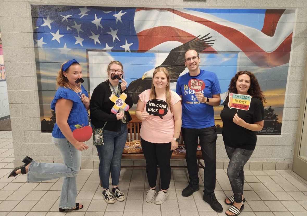 These amazing Erickson specialists love working with your kids!  They are looking forward to a great 24-25 school year!