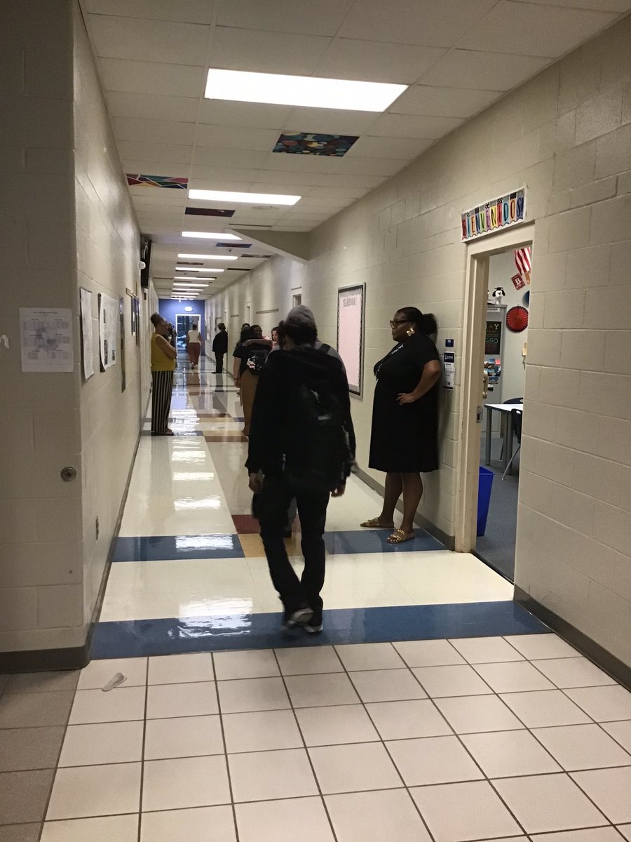 Mary E. Phillips HS tweet media