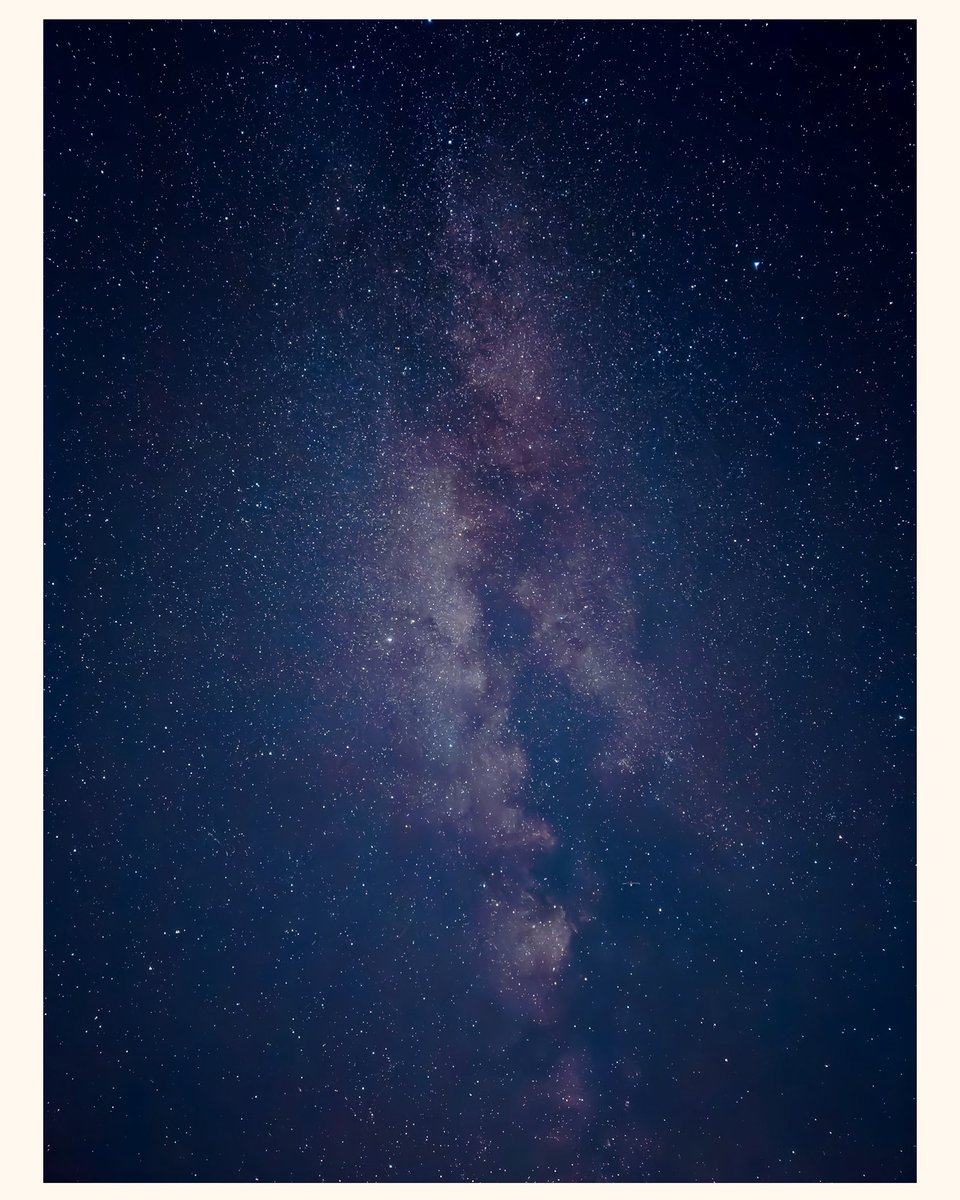 EssiTchalla's tweet photo. I captured part of the Milky Way this weekend and I’m so proud of it I’m showing everyone 😆🌌 https://t.co/If48IaPb0Z