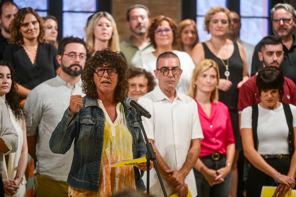 Presentació de la #NovaEsquerraNacional davant la militància <a href="/Esquerra_ERC/">Esquerra Republicana</a> 
Molta il•lusió i moltes ganes d’aquest nou cicle. Temps de canvis! ✊🏽💜