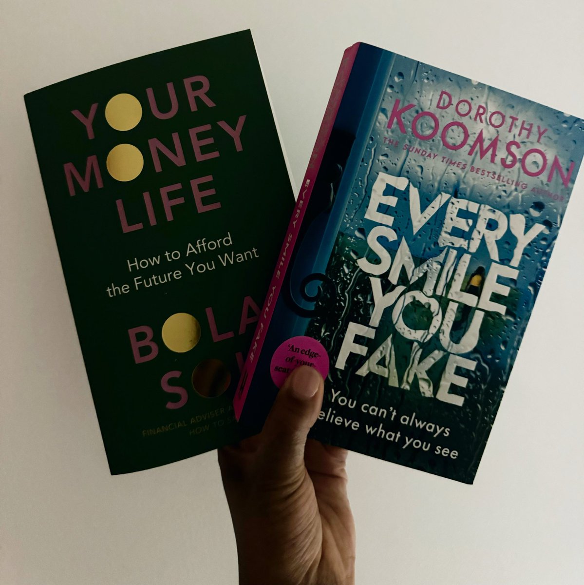 Happy publication day <a href="/Bola_Sol/">Bola Sol</a> &amp; <a href="/DorothyKoomson/">‘Dr’ DOROTHY KOOMSON | Bestselling Author</a> 🎉 

Can’t wait to read these books