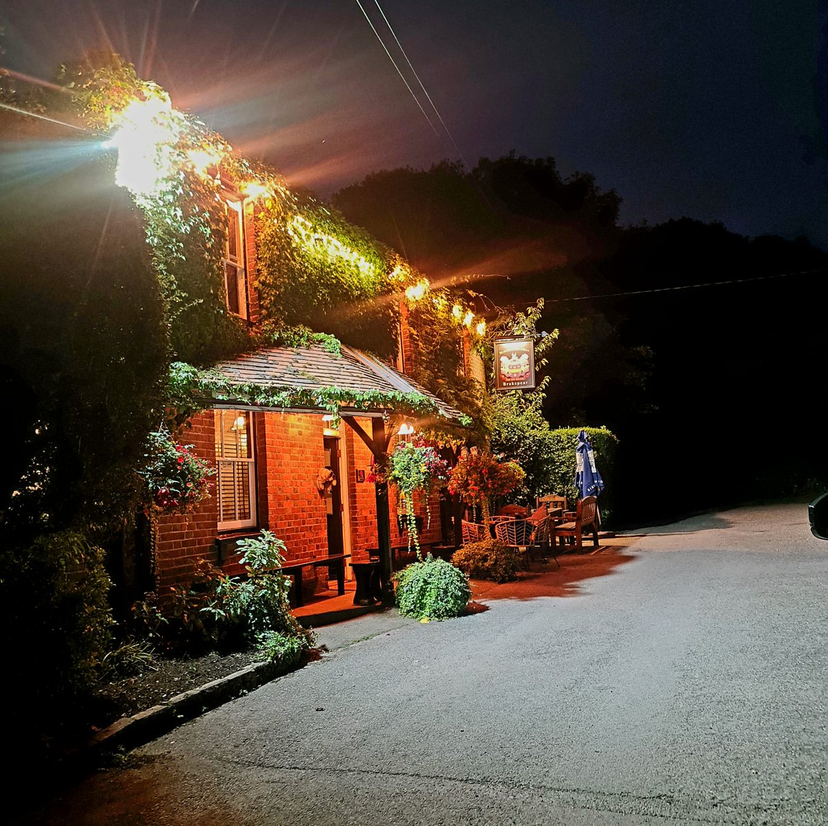 "Go Sober October" 🤔😡
Jesus, bejusus, wft and every thing preceding and post. STOP BASHING PUBS!!!.
WE ARE AN INTRINSIC, HISTORIC AND WONDERFUL PART OF OUR NATIONS HERITAGE!.
Support your local.
I ( Theblackwoodarms ) entirely respect those who are Tea total.