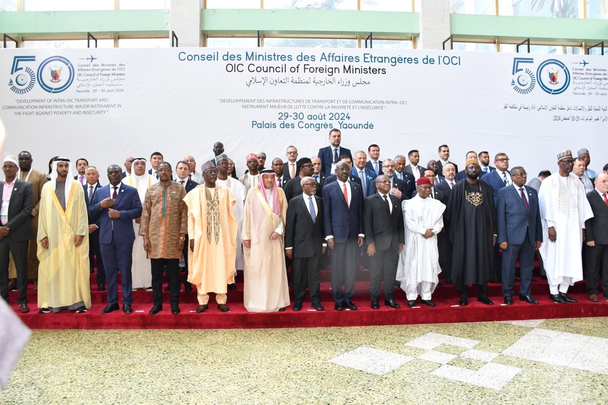 joDionNgute's tweet photo. En ma qualité de Représentant du Président de la République @PR_Paul_BIYA , 
🇨🇲
J'ai présidé ce 29 Août 2024 la cérémonie solennelle d'ouverture des travaux de la #50ème Conférence des ministres des #Affaires Etrangères de l'OCI
Cette session se déroule sous le thème : «Développer les infrastructures de transport et de communication intra-OCI : un outil essentiel dans la lutte contre la pauvreté et l'insécurité. »
#PM #JDN
#Cameroon 
@OIC_OCI 
@oicarabic