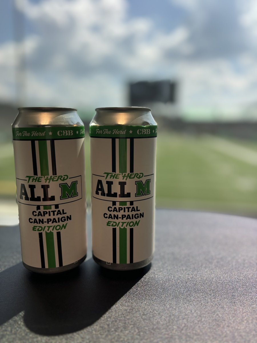 AliciaMParker1's tweet photo. Who’s ready for gameday?! WE ARE…💚🏈🤘
#AllM
#WeAreMarshall https://t.co/GK0eLtd7pp