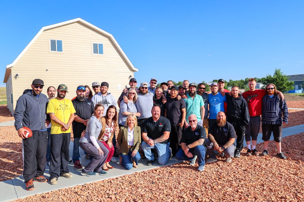 Kathryn Burgum tweet media