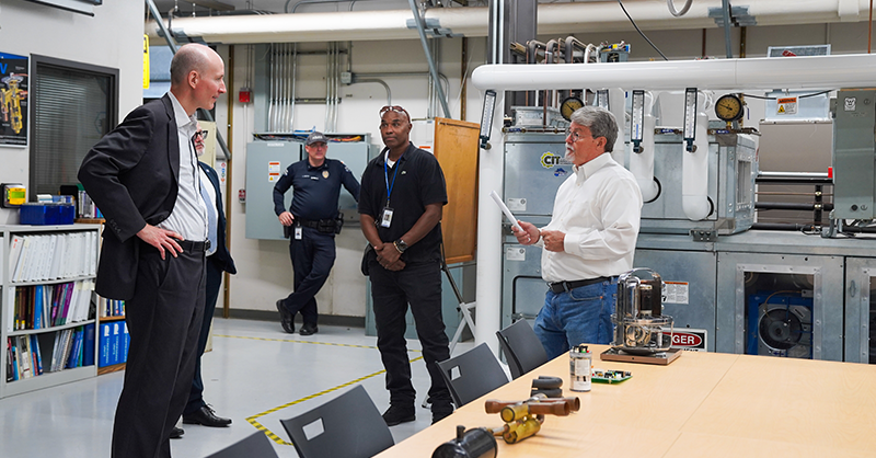 MCCCDChancellor's tweet photo. Thank you @GovernorHobbs and Deputy Secretary of @ENERGY David M. Turk for joining us at @gatewayaz to highlight clean energy initiatives and tour the college's HVAC labs. @mcccd is developing the next generation of skilled workers to support Arizona's growing infrastructure.