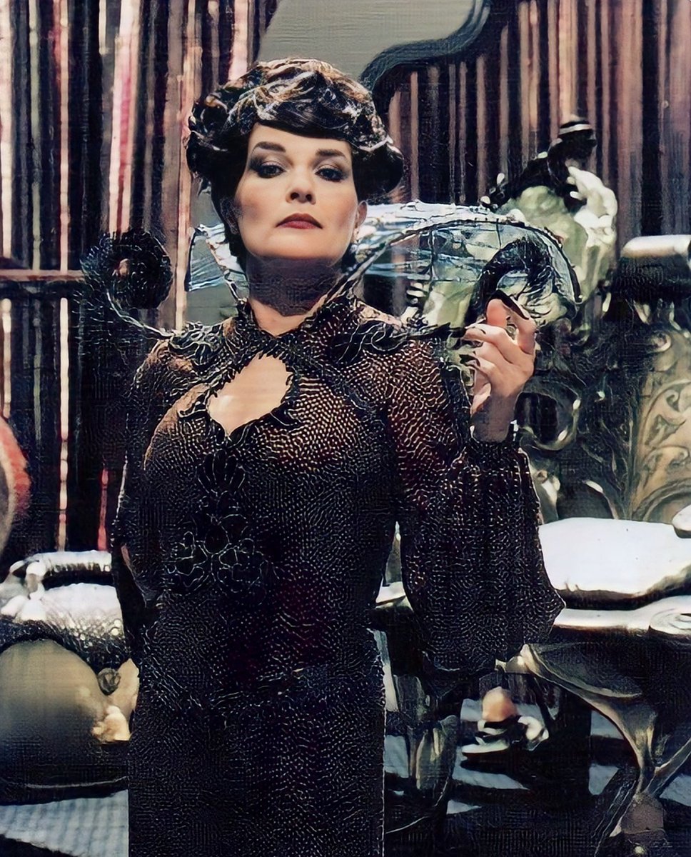 🎀 very demure, very mindful 🕷
#StarTrekVoyager