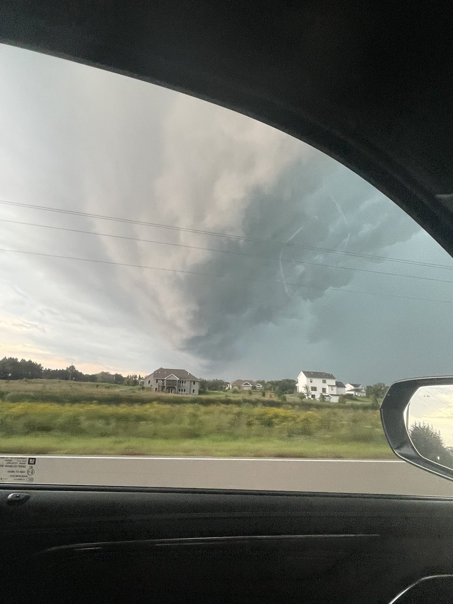 4:38pm the wall cloud came through with a huge gust of wind. I could see it hit each car in front of me before it hit me. #mnwx