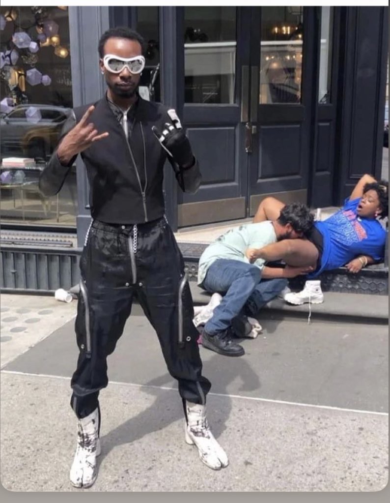 Friedthoughts03's tweet photo. Swag? #swag  #aura #fashion #fitpic https://t.co/liscdJ7ZpU